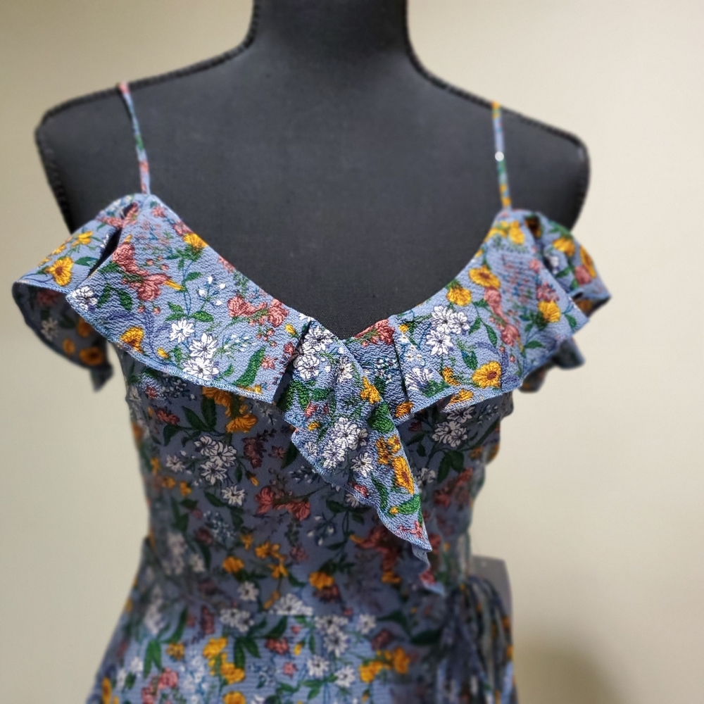 Cold Shoulders Ruffles Wrap Dress Floral - Picture 5 of 7